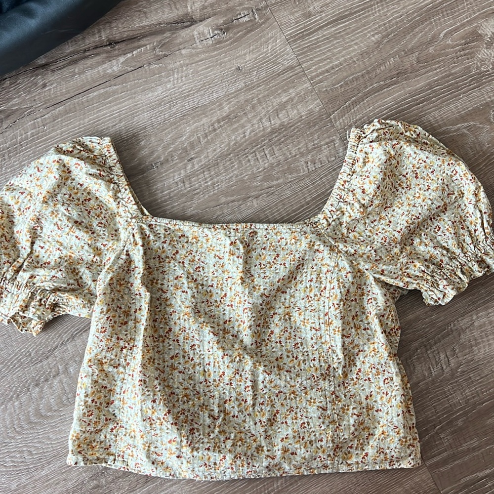 Madewell floral puff sleeve top